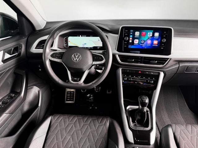 Volkswagen T-Roc image 9