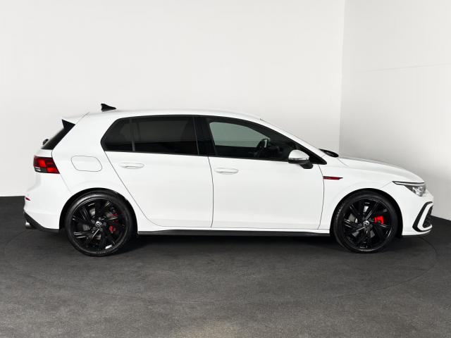 Volkswagen Golf image 1