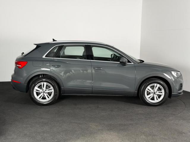 Audi Q3 image 8