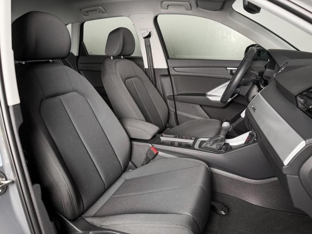 Audi Q3 image 4