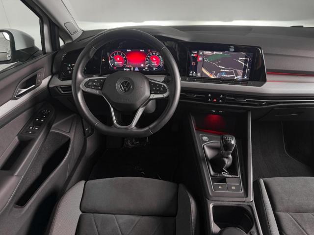 Volkswagen Golf image 2