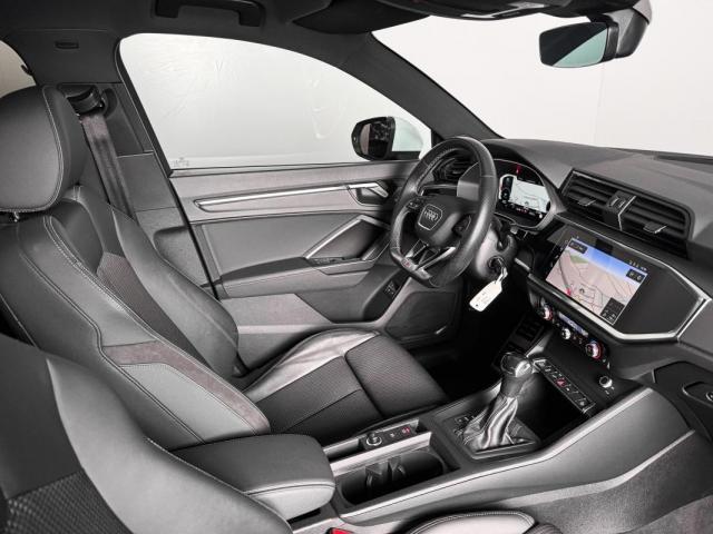 Audi Q3 image 6