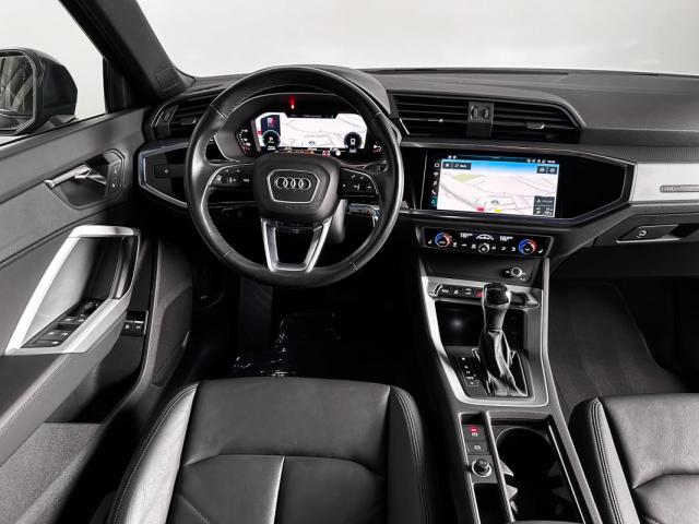 Audi Q3 image 7