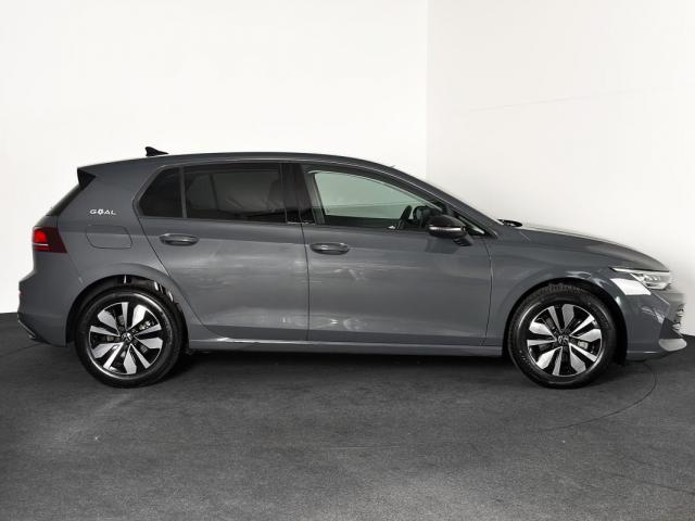 Volkswagen Golf image 7
