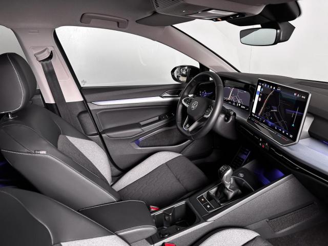 Volkswagen Golf image 8