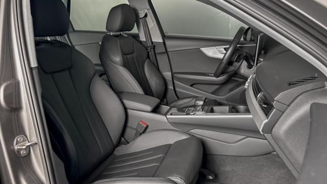 Audi A4 image 2
