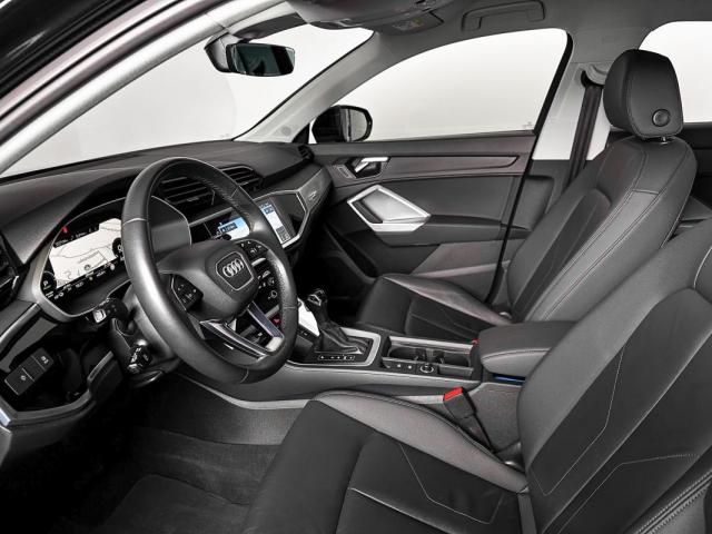 Audi Q3 image 3