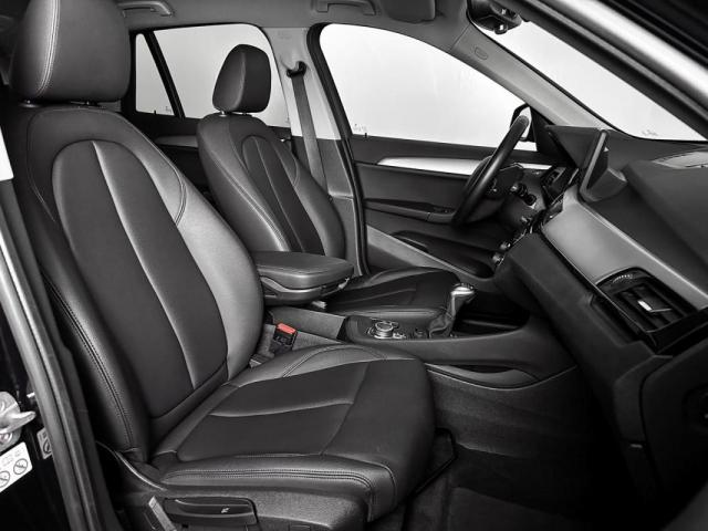 Bmw X1 image 6
