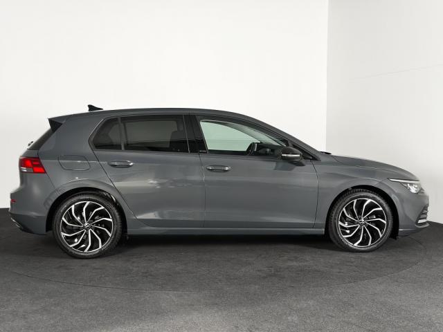 Volkswagen Golf image 5