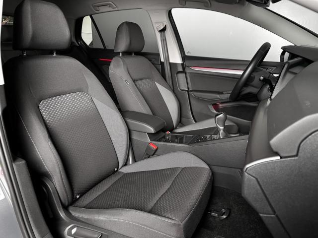 Volkswagen Golf image 4