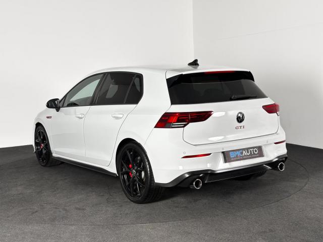 Volkswagen Golf image 6