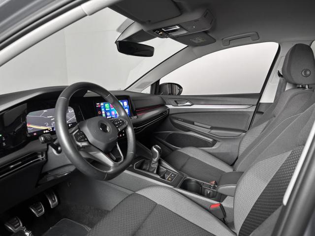 Volkswagen Golf image 8