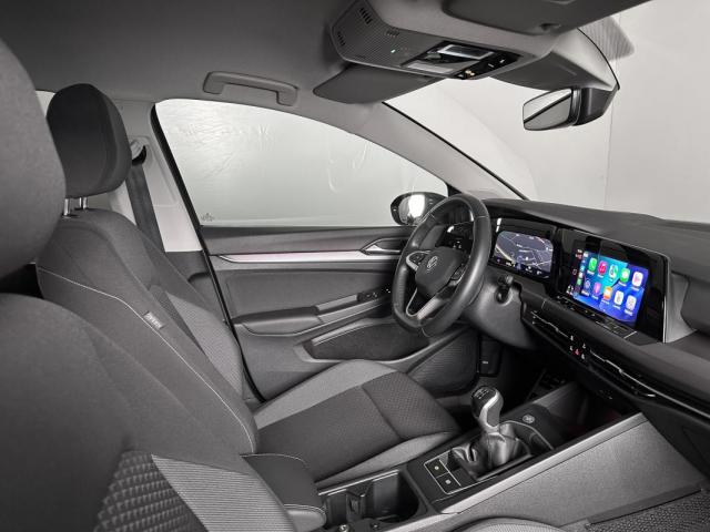 Volkswagen Golf image 9