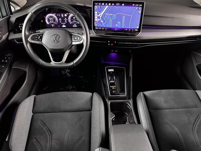 Volkswagen Golf image 6