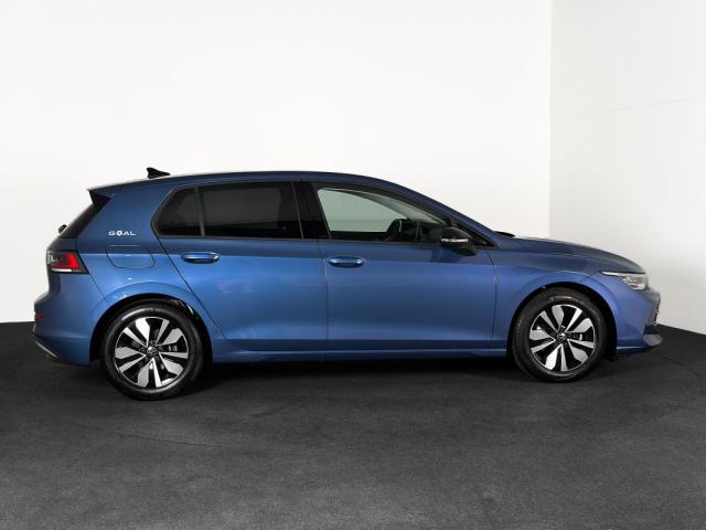 Volkswagen Golf image 6