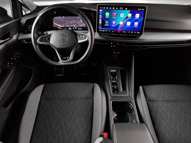 Volkswagen Golf image 7