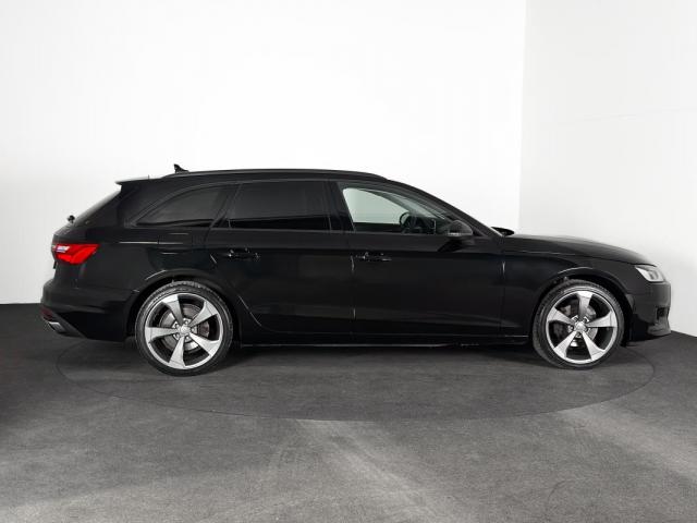 Audi A4 image 7