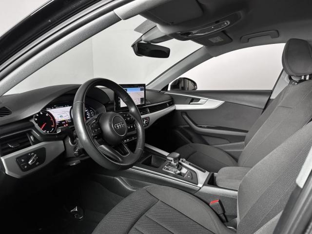 Audi A4 image 8