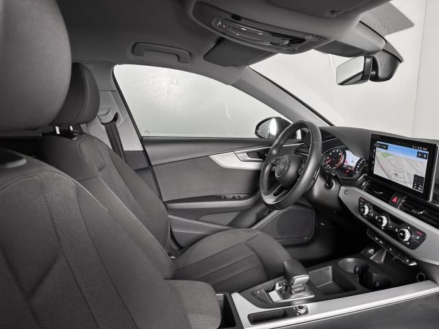 Audi A4 image 3