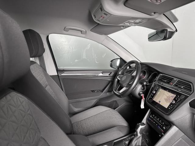 Volkswagen Tiguan image 9