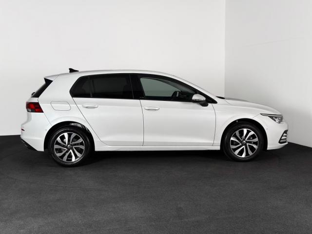 Volkswagen Golf image 2