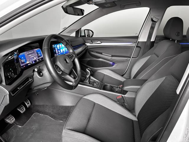 Volkswagen Golf image 9