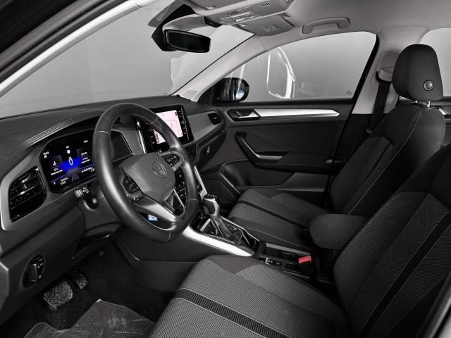 Volkswagen T-Roc image 9