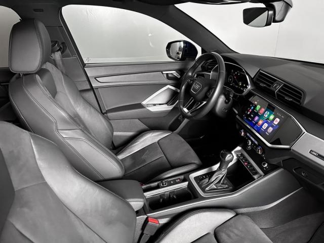 Audi Q3 image 1