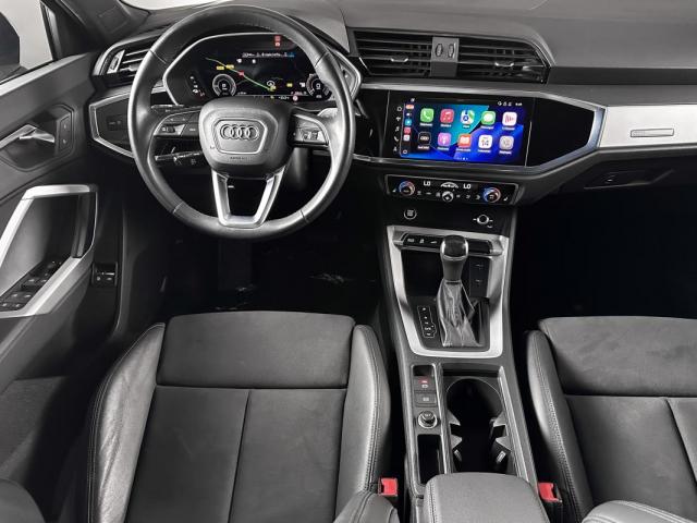 Audi Q3 image 9