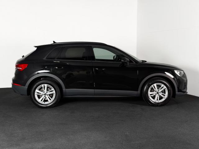 Audi Q3 image 3