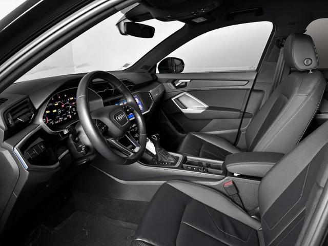 Audi Q3 image 9