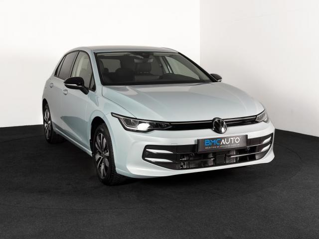 Volkswagen Golf image 9