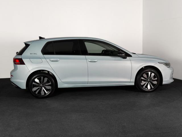 Volkswagen Golf image 3