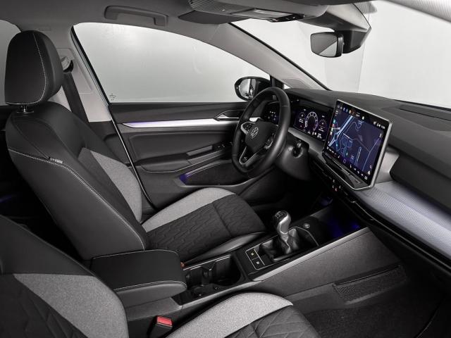 Volkswagen Golf image 7