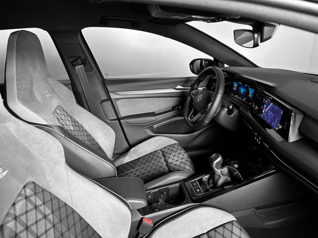 Volkswagen Golf image 1