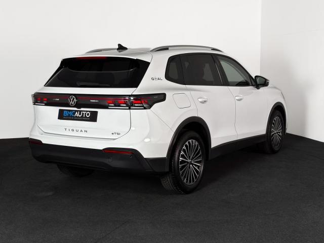 Volkswagen Tiguan image 5