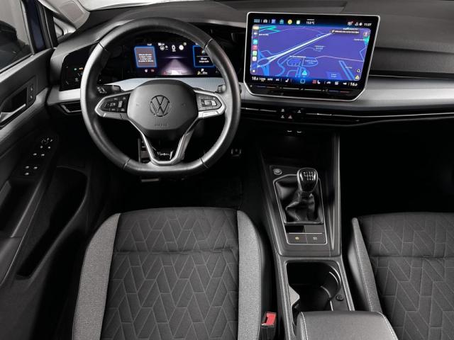Volkswagen Golf image 8
