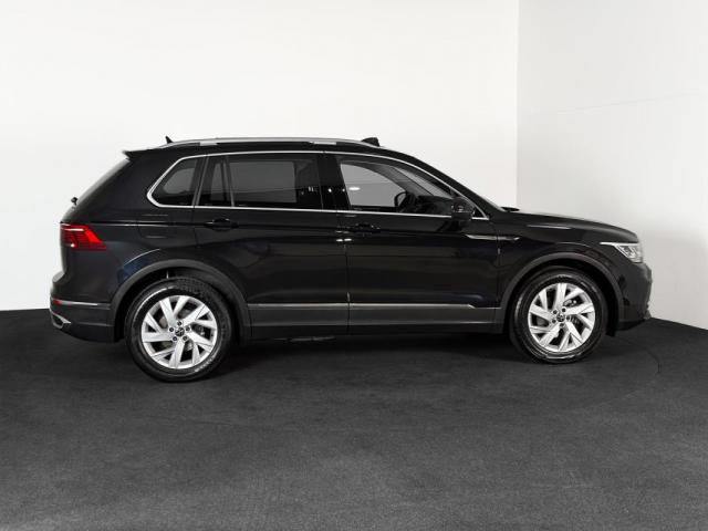 Volkswagen Tiguan image 9