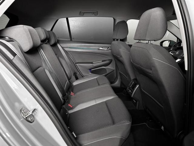 Volkswagen Golf image 7
