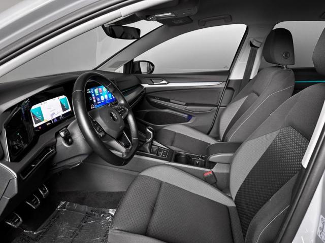 Volkswagen Golf image 8