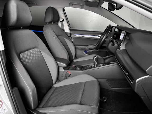 Volkswagen Golf image 5
