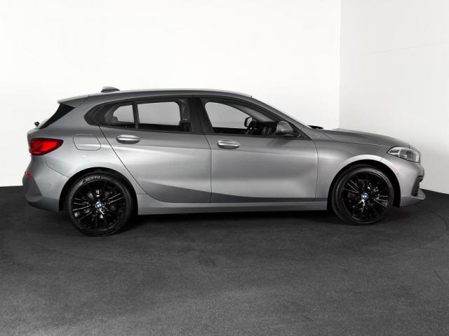 Bmw Série 1 image 9