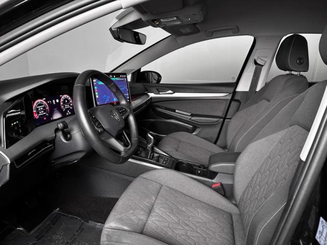 Volkswagen Golf image 9