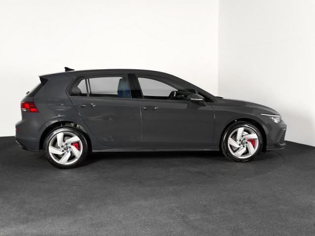 Volkswagen Golf image 3