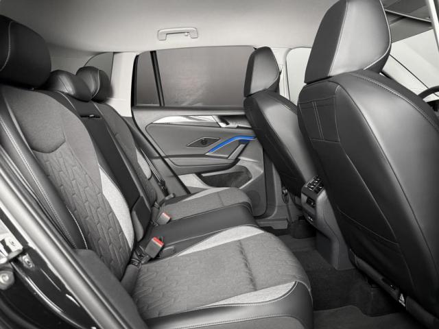 Volkswagen Tiguan image 8