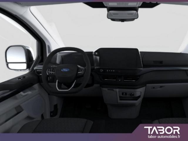 Ford Tourneo image 5
