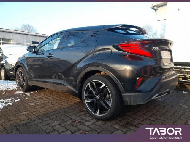 Toyota C-Hr image 6