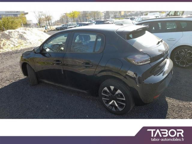 Peugeot 208 image 9