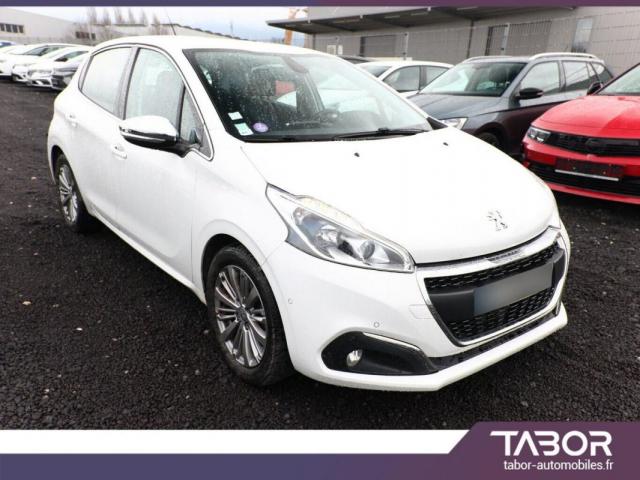 Peugeot 208 image 6