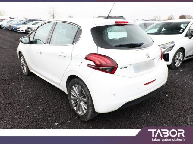 Peugeot 208 image 5